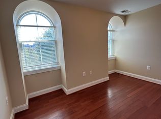1207 Q St NW APT 4, Washington, DC 20009
