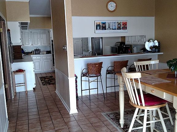 4th image of 4410 Thomas Ct