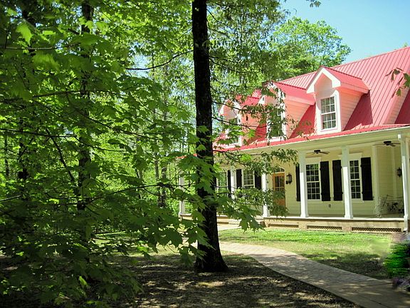 2nd image of 7136 New Hope Rd