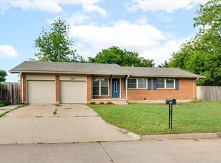 4607 NW Ridgecrest Dr, Lawton, OK 73505