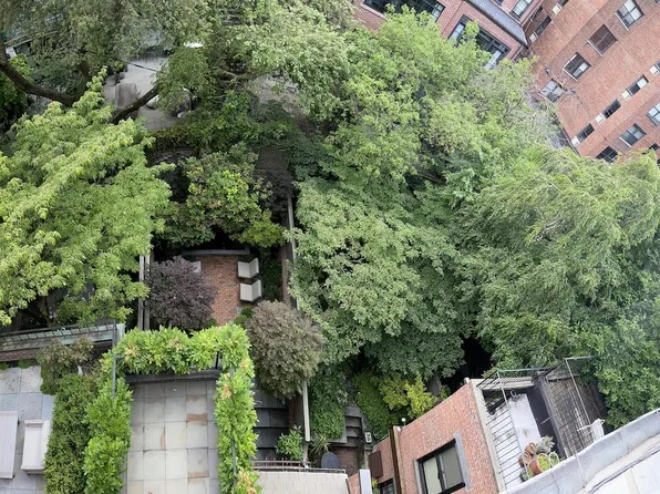 128 East 95th Street image 44 of 47