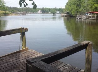 1 Suwanee Dr, Vance, SC 29163