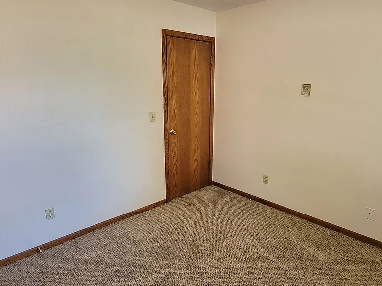 806-808 University Ave #900 — Photo 42