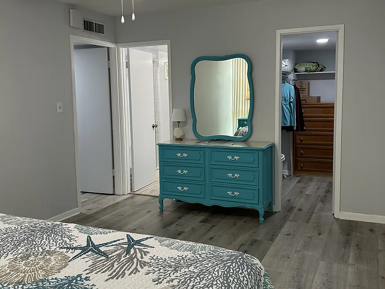 7400 Sun Island Dr #203 — Photo 9