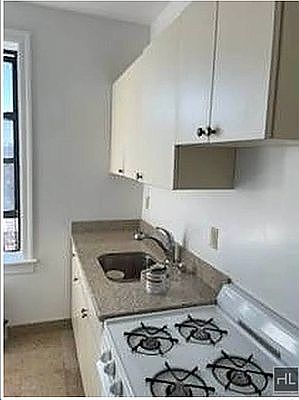 5th image of 8714 21st Ave #F6
