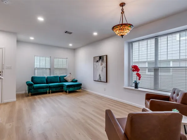 814 Bogart Rd, Cedar Park, TX 78613