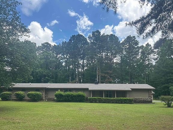 2nd image of 285 Cherrywood Dr