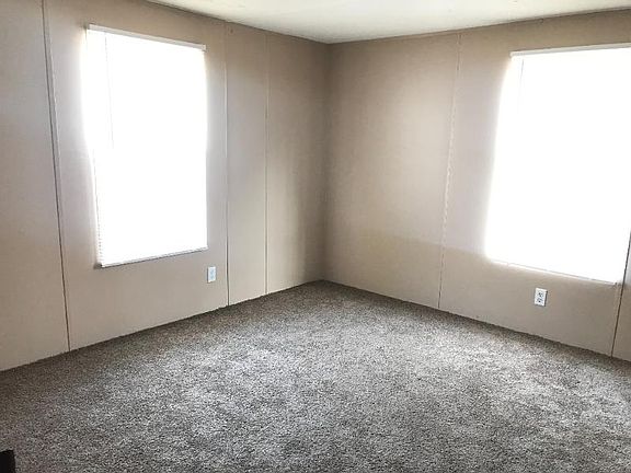 4th image of 5035 N Main St #134