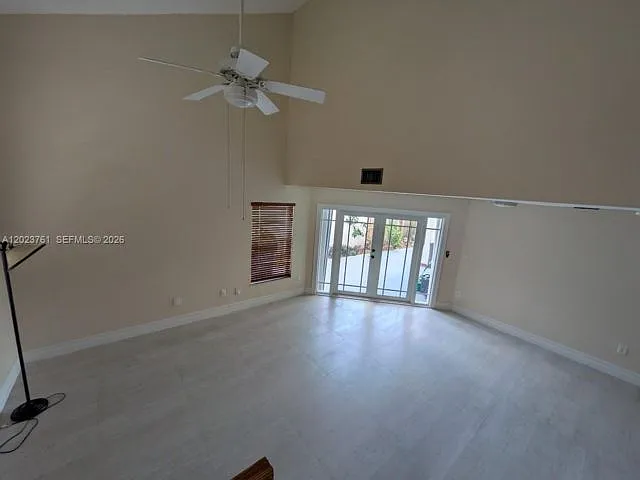 3 bed, 2.5 bath, 1622 sqft, $3,650 — Photo 4