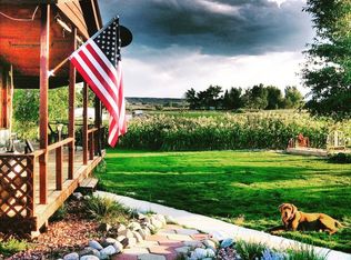 881 Paradise Valley Rd, Shoshoni, WY 82649