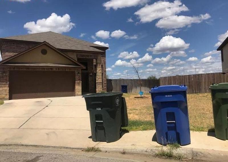 2nd image of 3420 Armando Pena Dr