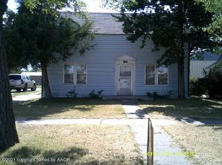 818 S Amherst St, Perryton, TX 79070