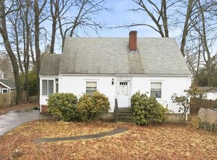 11 Clark Ave, Walpole, MA 02081
