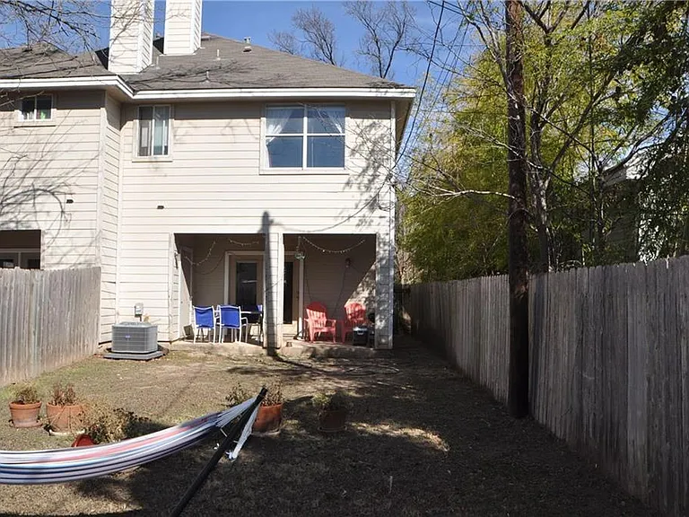 609 E 49th St #A — Photo 27