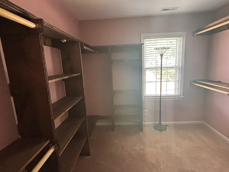 214 Newstead Dr — Photo 11