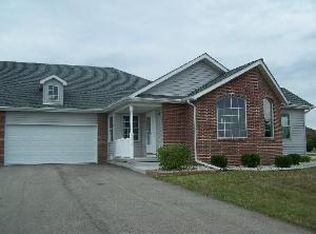 1305 E Stellon St, Diamond, IL 60416