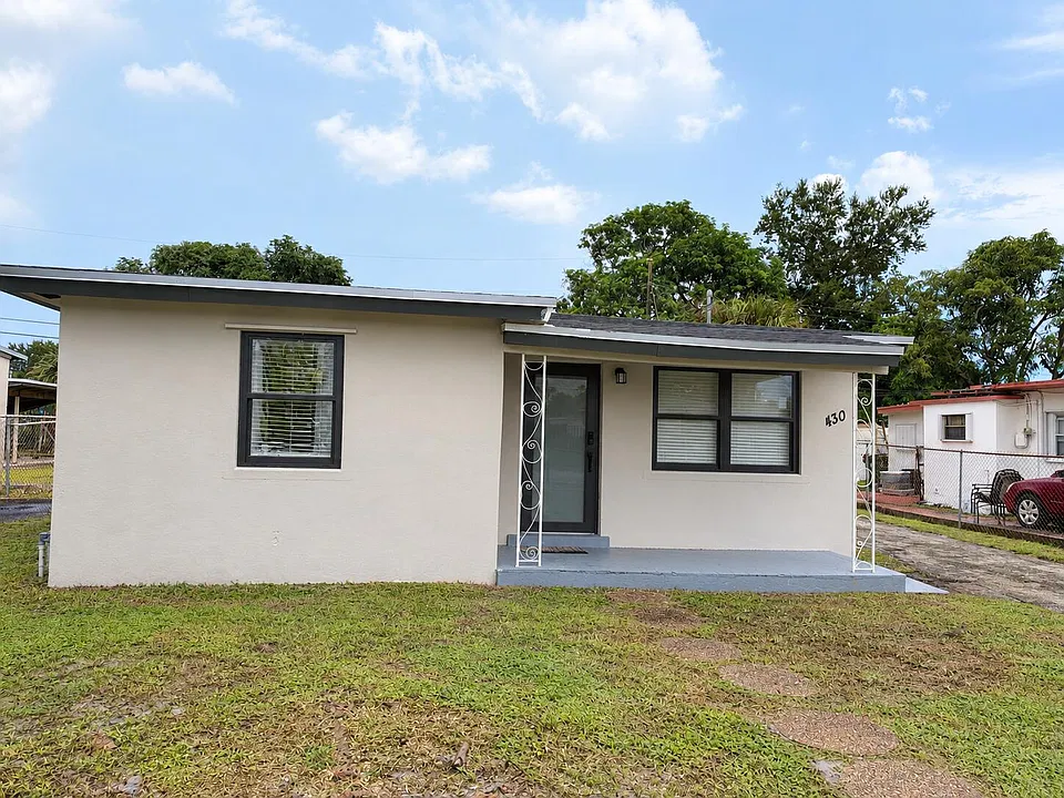 430 NW 19th Ave