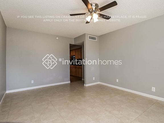 3rd image of 1052 E Millett Ave