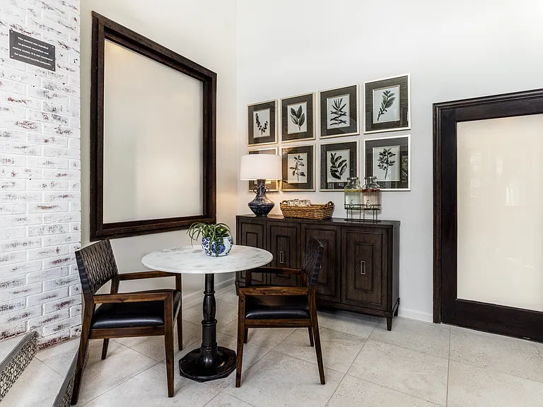 Steeplechase Apartments — Photo 8