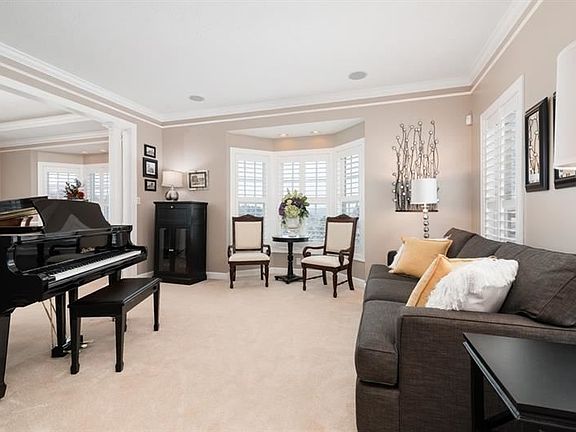 4th image of 110 Lawnview Ct