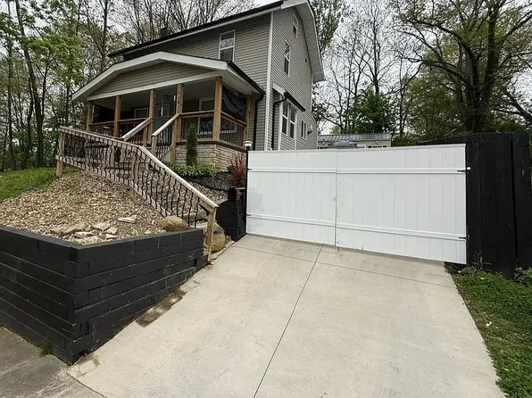 718 Easter Ave, Akron, OH 44307