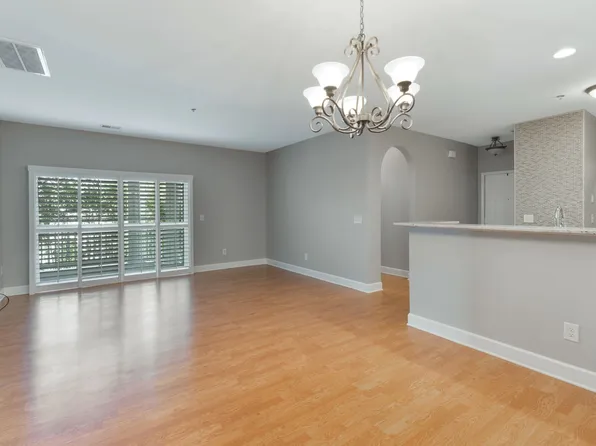 7005 Lenox Village Dr APT C6, Nashville, TN 37211
