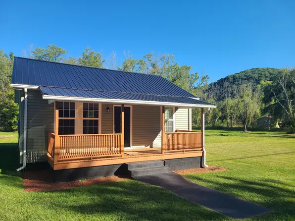 2044 Alta Dr, Alderson, WV 24910