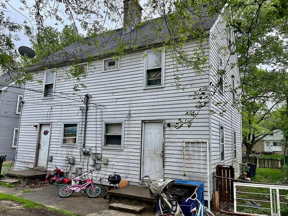 2nd image of 780-782 Whitethorne Ave