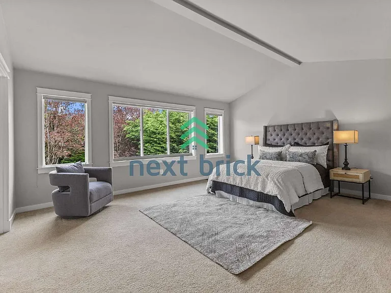 27174 SE 18th Pl — Photo 19