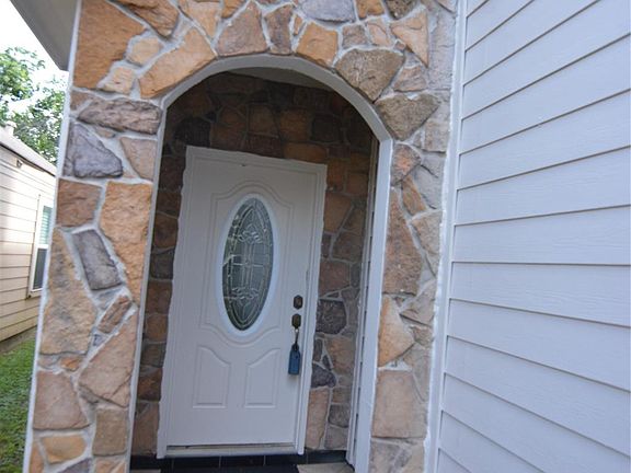 2nd image of 10920 Panther Ct