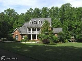 5599 Smoke Rise Ln, Fairfax Station, VA 22039