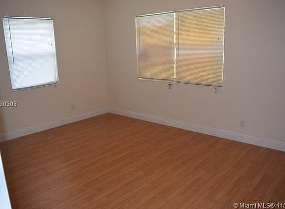 2nd image of 857 NE 159th St