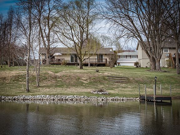 2nd image of 847 Newport Bay Dr