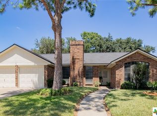 210 Lansdown St, Victoria, TX 77904