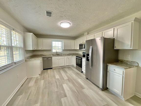 5th image of 12246 N Carolina Ave #41