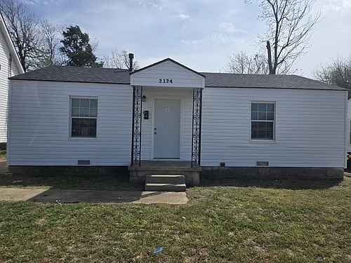 2124 S Air Depot Blvd Photo 1