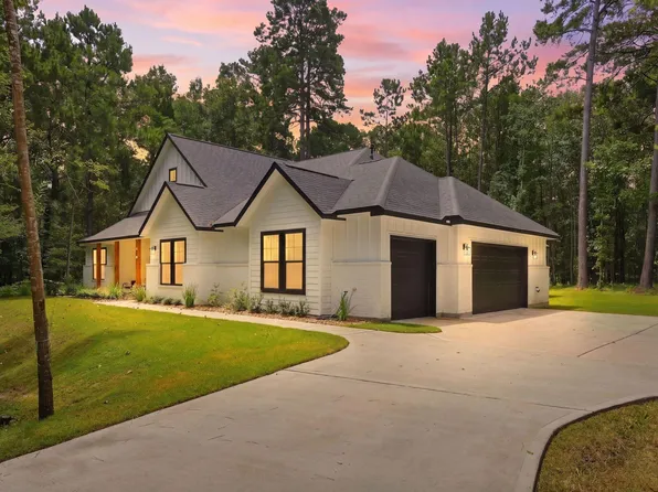 115 Llano Ct, New Waverly, TX 77358