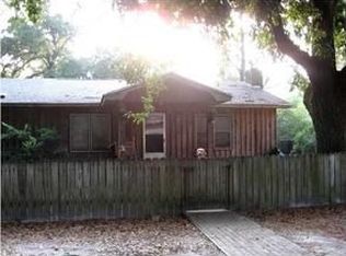 107 Houseworth St, Walterboro, SC 29488