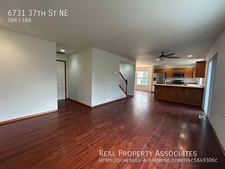 6731 37th St NE — Photo 10