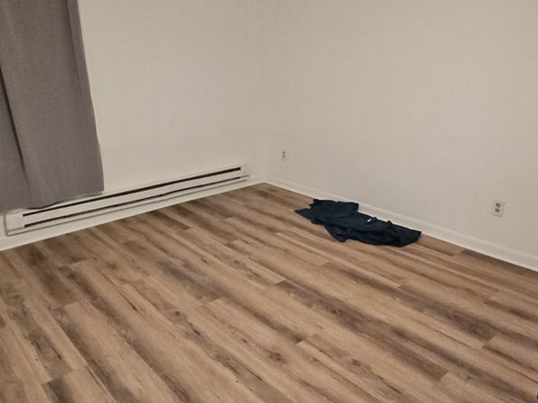 833 W Marshall St #C