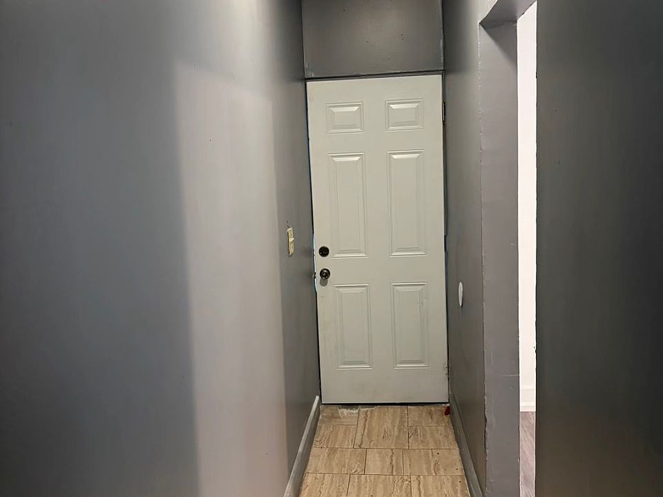 1st image of 167 Butler St #167