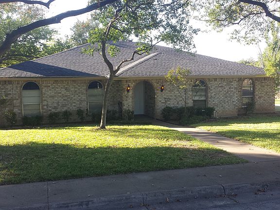2nd image of 146 Meadowbrook Dr