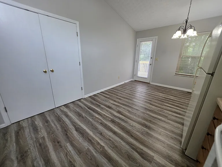 7253 Fablegate Ct — Photo 9