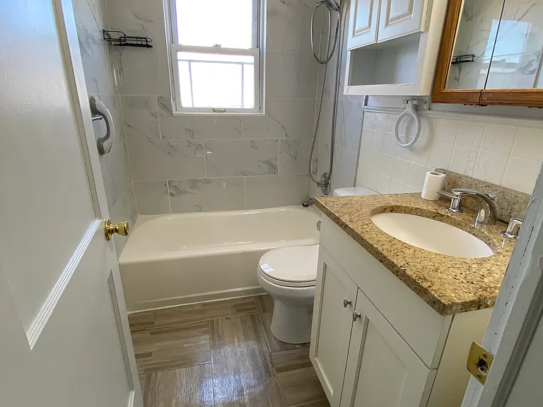 2167 Graythorn Rd — Photo 11