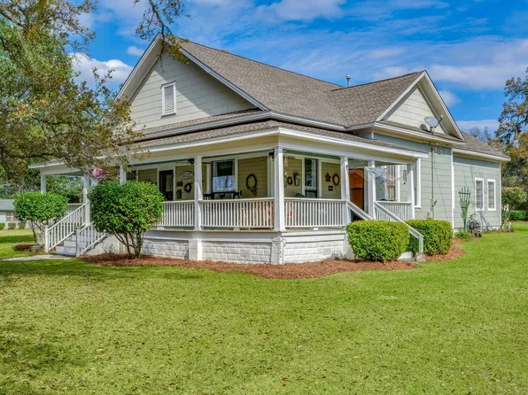 805 NE 1st St, Havana, FL 32333