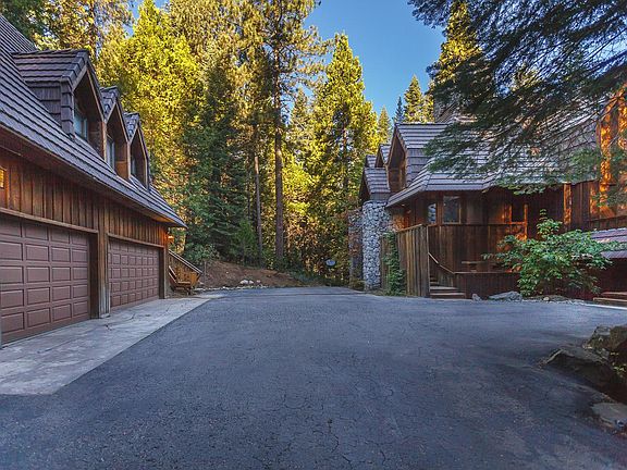 3rd image of 7610 Forest Dr