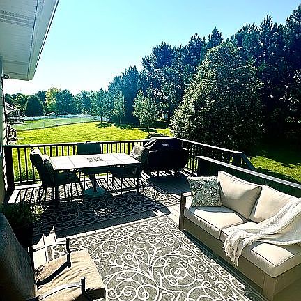Looking E beautiful views