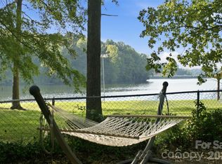 21034 Cornelius St, Cornelius, NC 28031