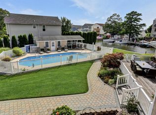 16 Perry Dr, Brick, NJ 08723