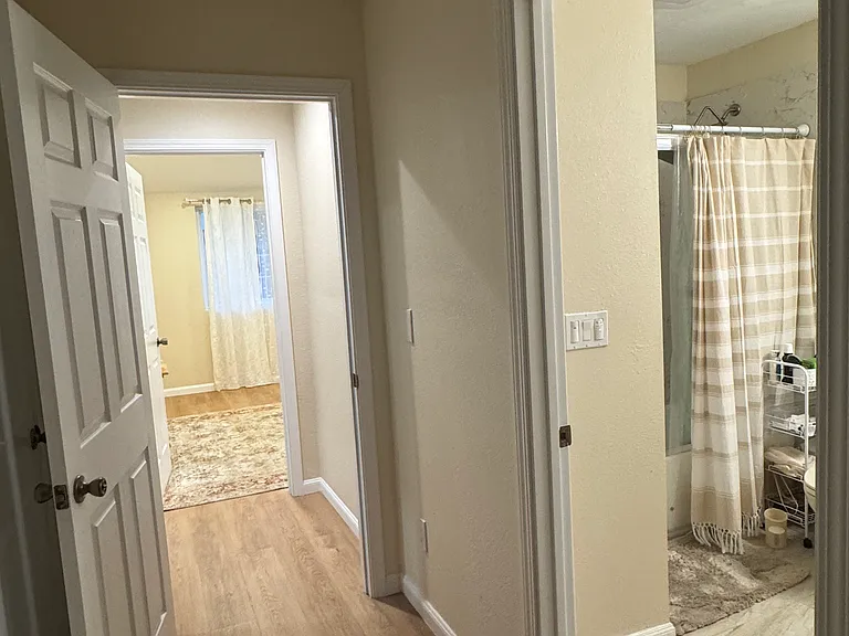 3021 Stonehenge Rd — Photo 10